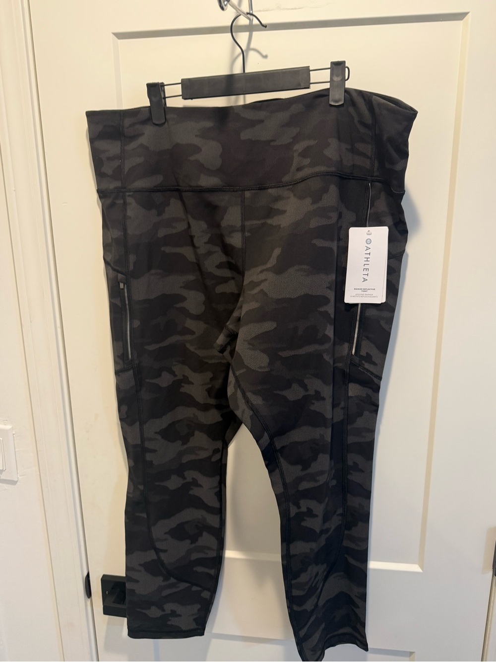 Athleta Black & Gray Camo Performance Leggings